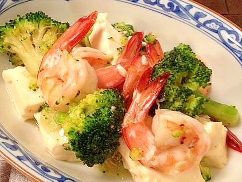 塩麹で♪えびと豆腐とブロッコリーの中華炒め☆